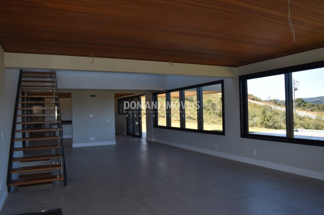 Imagem Casa com 4 Quartos à Venda, 422 m² em Região De Descansópolis - Campos Do Jordão Imagem Casa com 4 Quartos à Venda, 422 m² em Região De Descansópolis - Campos Do Jordão