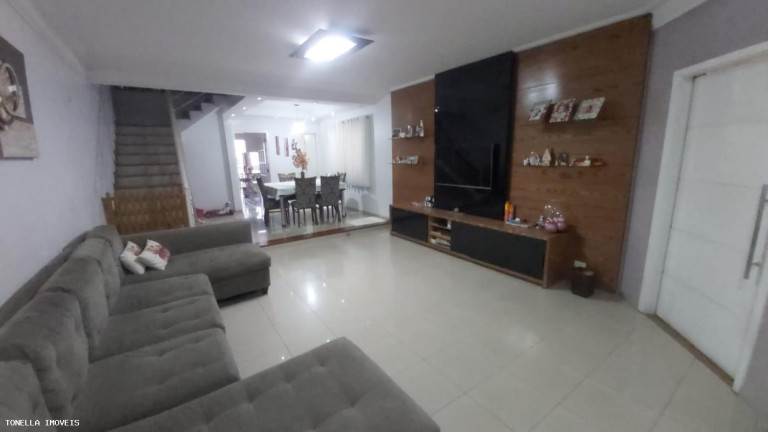 Imagem Casa com 3 Quartos à Venda, 300 m² em Rochdale - Osasco