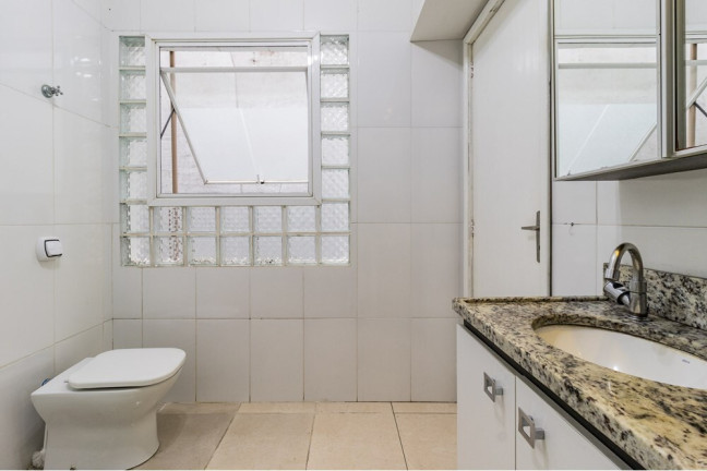 Imagem Apartamento com 3 Quartos à Venda, 75 m² em Higienópolis - Porto Alegre Imagem Apartamento com 3 Quartos à Venda, 75 m² em Higienópolis - Porto Alegre