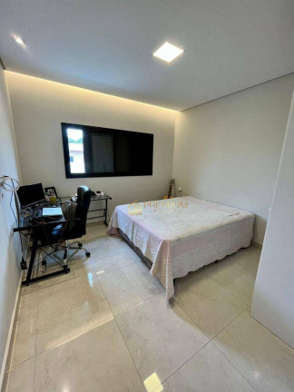 Imagem Sobrado com 3 Quartos à Venda, 192 m² em Jardim Jacinto - Jacareí