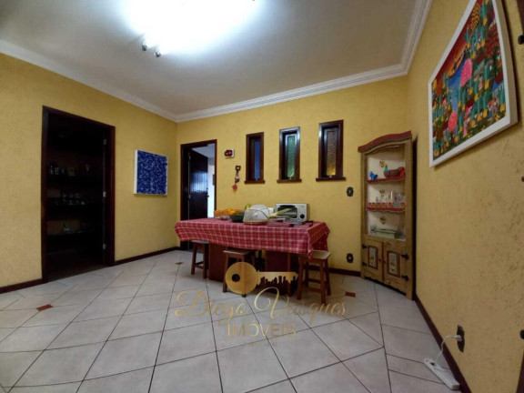 Imagem Casa com 6 Quartos à Venda, 5.000 m² em Bom Retiro - Teresópolis Imagem Casa com 6 Quartos à Venda, 5.000 m² em Bom Retiro - Teresópolis