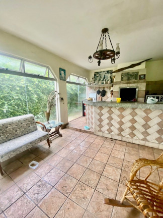 Imagem Sobrado com 5 Quartos à Venda, 420 m² em Bacacheri - Curitiba Imagem Sobrado com 5 Quartos à Venda, 420 m² em Bacacheri - Curitiba
