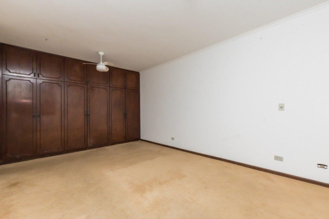Imagem Casa com 4 Quartos à Venda, 209 m² em Seminário - Curitiba Imagem Casa com 4 Quartos à Venda, 209 m² em Seminário - Curitiba