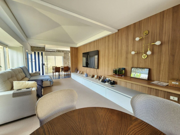Imagem Casa com 3 Quartos à Venda, 663 m² em Canto Do Forte - Praia Grande Imagem Casa com 3 Quartos à Venda, 663 m² em Canto Do Forte - Praia Grande