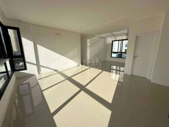 Imagem Apartamento com 3 Quartos à Venda, 129 m² em Centro - Balneário Camboriú Imagem Apartamento com 3 Quartos à Venda, 129 m² em Centro - Balneário Camboriú