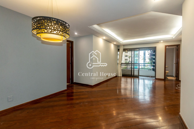 Apartamento com 4 Quartos para Alugar, 140 m² em Moema - São Paulo