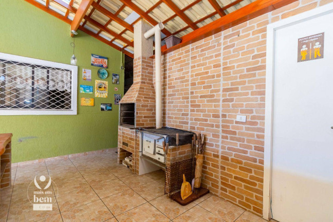 Imagem Sobrado com 3 Quartos à Venda, 220 m² em Portão - Curitiba