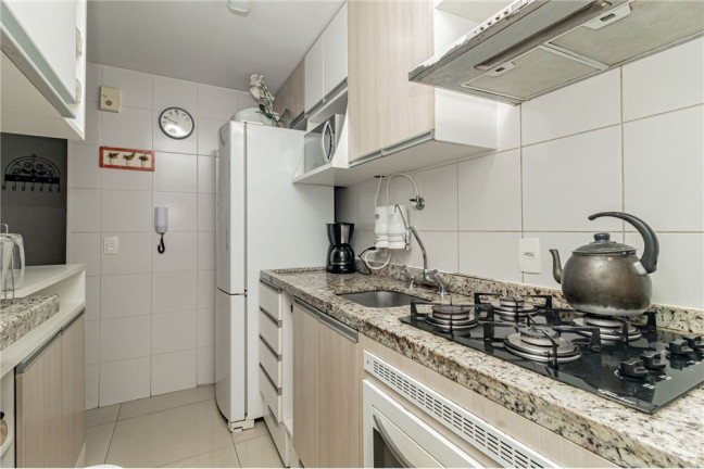 Imagem Imóvel com 3 Quartos à Venda, em Vila Ipiranga - Porto Alegre Imagem Imóvel com 3 Quartos à Venda, em Vila Ipiranga - Porto Alegre