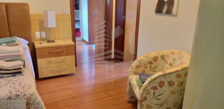 Imagem Casa com 4 Quartos à Venda, 351 m² em Praia Taquaras - Balneário Camboriú Imagem Casa com 4 Quartos à Venda, 351 m² em Praia Taquaras - Balneário Camboriú