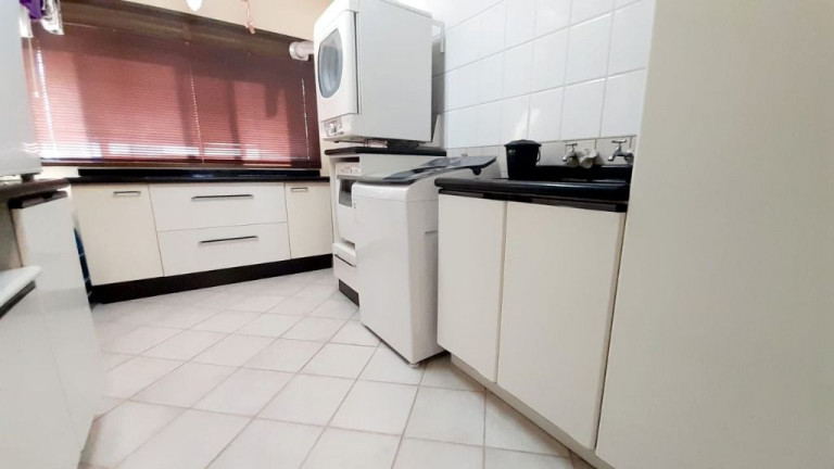Imagem Apartamento com 3 Quartos à Venda, 220 m² em Centro - Balneário Camboriú