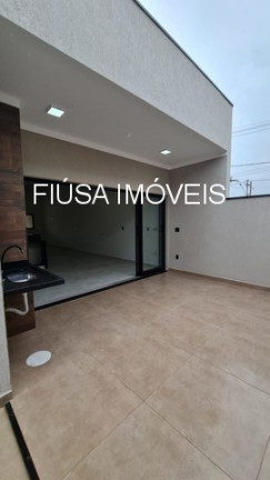 Imagem Casa com 3 Quartos à Venda, em Centro - Brodowski Imagem Casa com 3 Quartos à Venda, em Centro - Brodowski