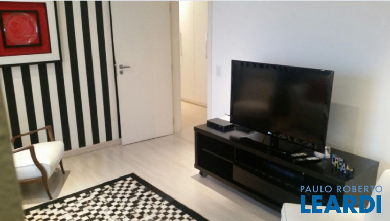 Imagem Apartamento com 3 Quartos à Venda, 233 m² em Vila Assunção - Santo André Imagem Apartamento com 3 Quartos à Venda, 233 m² em Vila Assunção - Santo André