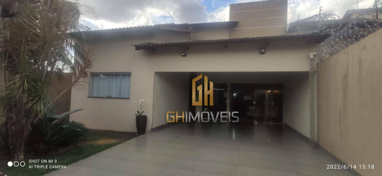 Imagem Casa com 3 Quartos à Venda, 141 m² em Residencial Barravento - Goiânia Imagem Casa com 3 Quartos à Venda, 141 m² em Residencial Barravento - Goiânia
