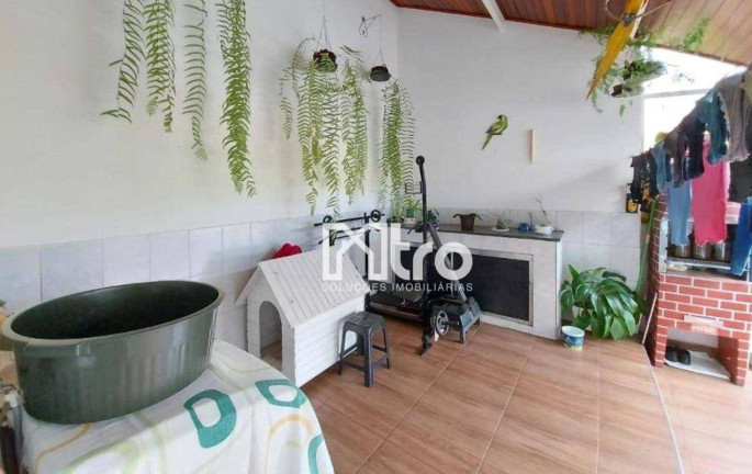 Imagem Casa com 5 Quartos à Venda, 266 m² em Santa Rita - Guaratinguetá