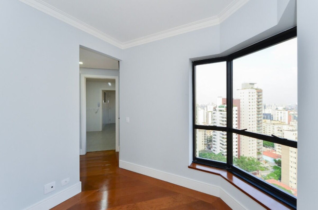 Apartamento com 5 Quartos à Venda, 185 m² em Aclimação - São Paulo