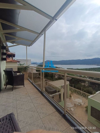 Imagem Casa com 4 Quartos à Venda, 550 m² em Camboinhas - Niterói