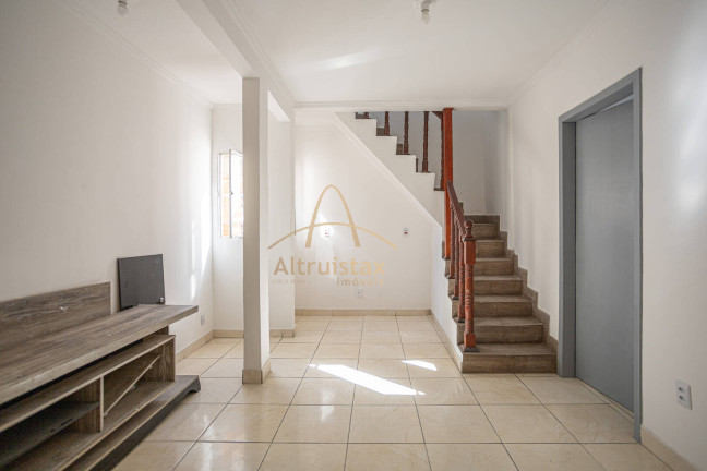 Imagem Casa com 5 Quartos à Venda, 240 m² em Bandeiras - Osasco Imagem Casa com 5 Quartos à Venda, 240 m² em Bandeiras - Osasco