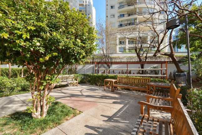 Imagem Apartamento com 4 Quartos à Venda, 104 m² em Moema - São Paulo