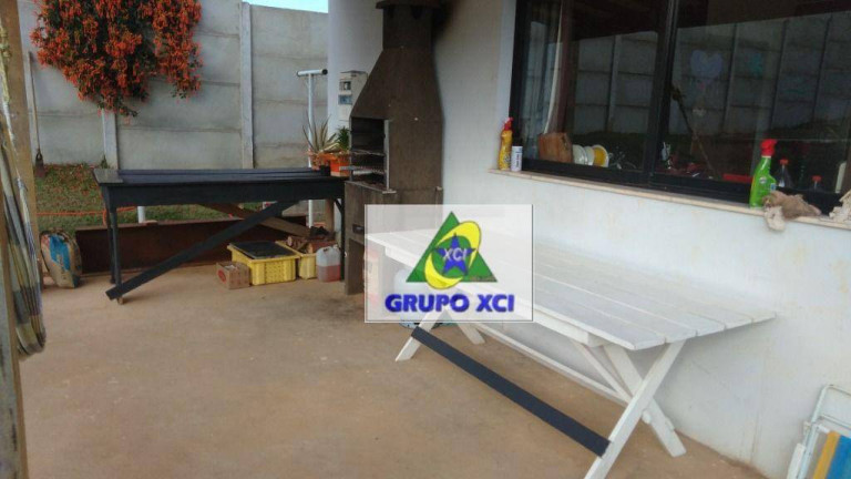 Imagem Casa com 3 Quartos à Venda, 300 m² em Centro - Vinhedo Imagem Casa com 3 Quartos à Venda, 300 m² em Centro - Vinhedo