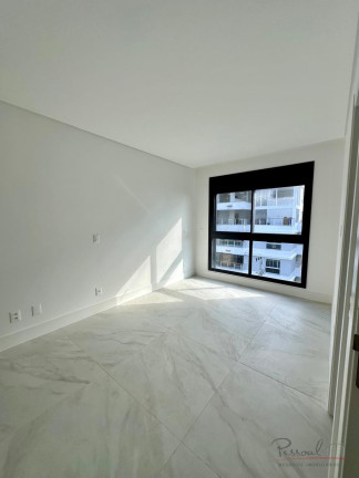Imagem Apartamento com 3 Quartos à Venda, em Jurerê - Florianópolis Imagem Apartamento com 3 Quartos à Venda, em Jurerê - Florianópolis