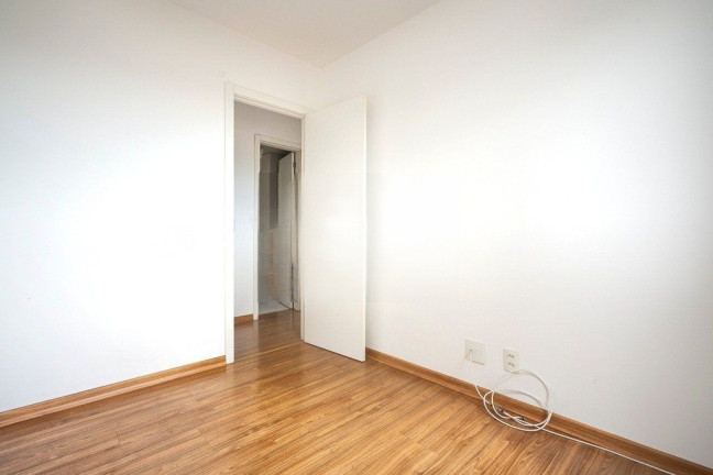 Imagem Apartamento com 3 Quartos à Venda, 72 m² em São João - Porto Alegre Imagem Apartamento com 3 Quartos à Venda, 72 m² em São João - Porto Alegre