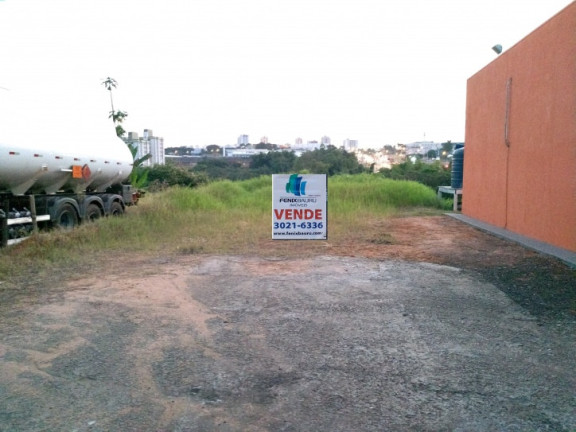 Imagem Terreno à Venda, 300 m² em Núcleo Residencial Presidente Geisel - Bauru Imagem Terreno à Venda, 300 m² em Núcleo Residencial Presidente Geisel - Bauru