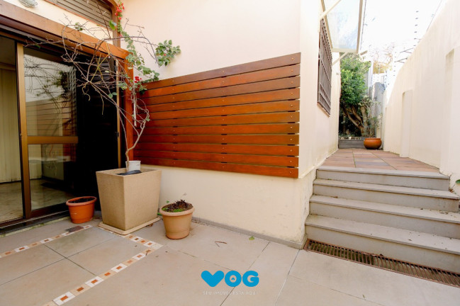 Imagem Casa com 3 Quartos à Venda, 280 m² em Chácara Das Pedras - Porto Alegre