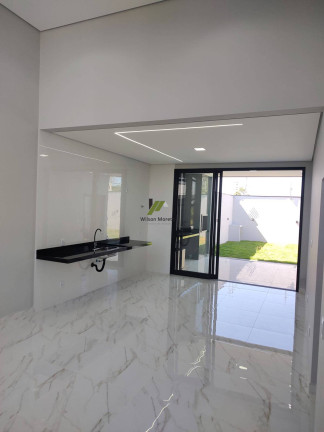 Imagem Casa com 3 Quartos à Venda, 123 m²