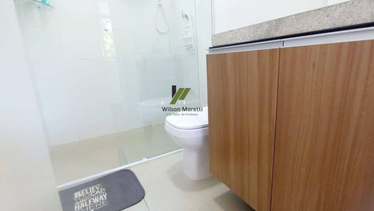 Imagem Casa de Condomínio com 3 Quartos à Venda, 262 m²