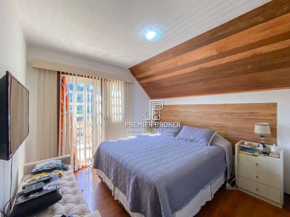 Imagem Casa com 4 Quartos à Venda, 158 m² em São Pedro - Teresópolis Imagem Casa com 4 Quartos à Venda, 158 m² em São Pedro - Teresópolis