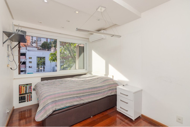 Imagem Casa de Condomínio com 4 Quartos à Venda, 238 m² em Bela Vista - Porto Alegre