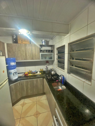 Imagem Casa com 2 Quartos à Venda, em Costa E Silva - Porto Alegre Imagem Casa com 2 Quartos à Venda, em Costa E Silva - Porto Alegre