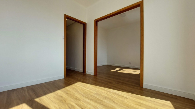Imagem Apartamento com 2 Quartos à Venda, 76 m² em Centro - Curitiba Imagem Apartamento com 2 Quartos à Venda, 76 m² em Centro - Curitiba