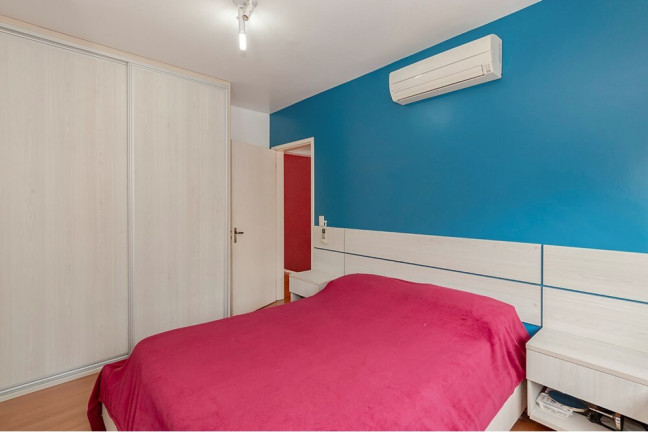 Imagem Imóvel com 2 Quartos à Venda, 59 m² em Passo Da Areia - Porto Alegre Imagem Imóvel com 2 Quartos à Venda, 59 m² em Passo Da Areia - Porto Alegre