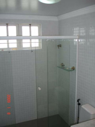 Imagem Casa com 5 Quartos à Venda, 200 m² em Estrada Do Coco - Lauro De Freitas Imagem Casa com 5 Quartos à Venda, 200 m² em Estrada Do Coco - Lauro De Freitas