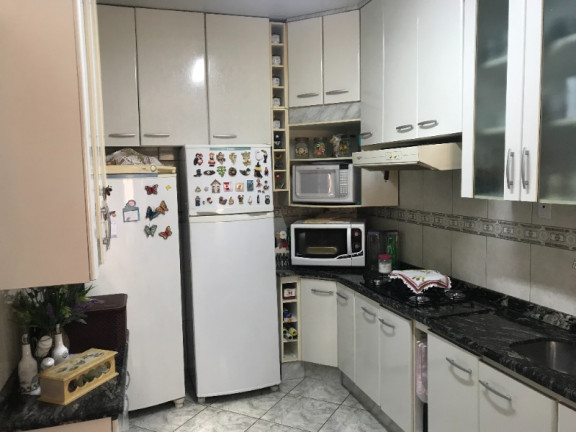 Imagem Casa com 4 Quartos à Venda, 230 m² em Jardim Itu - Porto Alegre