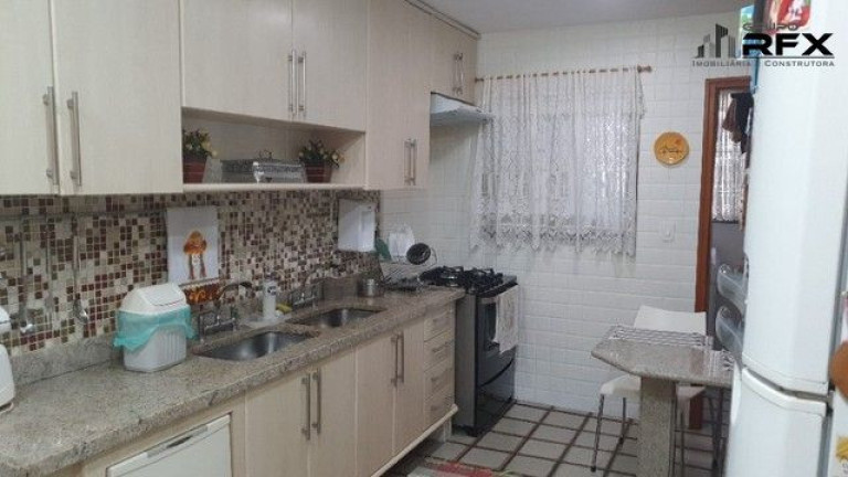 Imagem Apartamento com 3 Quartos à Venda, 215 m² em Santa Rosa - Niterói