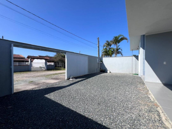 Imagem Casa com 3 Quartos à Venda, 150 m² em Costeira - Balneário Barra Do Sul Imagem Casa com 3 Quartos à Venda, 150 m² em Costeira - Balneário Barra Do Sul