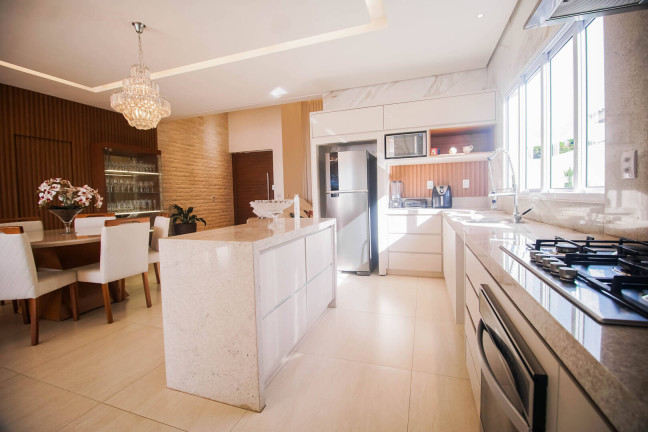 Imagem Casa com 3 Quartos à Venda, 255 m² em Condomínio Del Fiori - Caldas Novas Imagem Casa com 3 Quartos à Venda, 255 m² em Condomínio Del Fiori - Caldas Novas