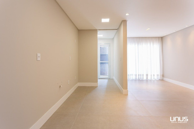 Imagem Apartamento com 3 Quartos à Venda, 121 m² em Kobrasol - São José