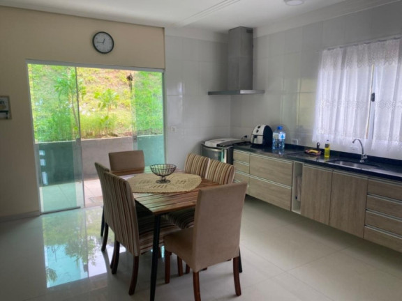 Imagem Casa com 3 Quartos à Venda, 1.200 m² em Terra Preta (terra Preta) - Mairiporã Imagem Casa com 3 Quartos à Venda, 1.200 m² em Terra Preta (terra Preta) - Mairiporã