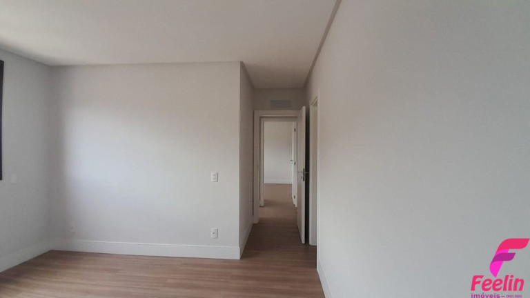 Imagem Apartamento com 3 Quartos à Venda, 123 m² em Agronômica - Florianópolis Imagem Apartamento com 3 Quartos à Venda, 123 m² em Agronômica - Florianópolis