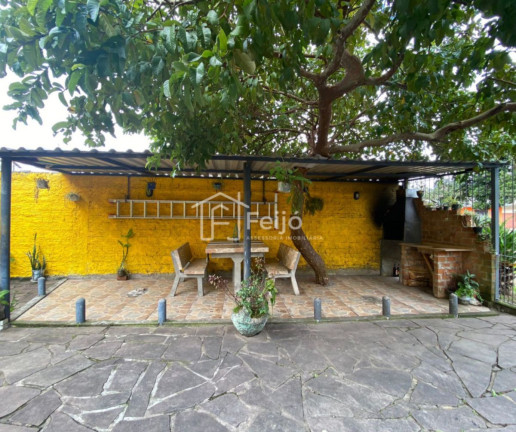 Imagem Sobrado com 2 Quartos à Venda, 36 m² em Ipanema - Porto Alegre
