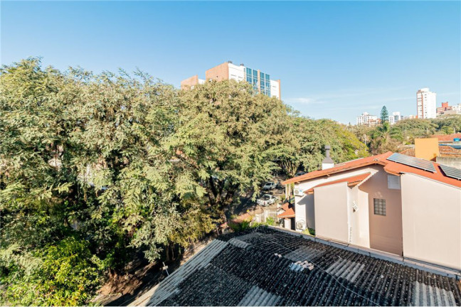 Imagem Imóvel com 1 Quarto à Venda, em Petrópolis - Porto Alegre Imagem Imóvel com 1 Quarto à Venda, em Petrópolis - Porto Alegre