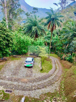 Imagem Casa com 3 Quartos à Venda, 1.200 m² em Camorim - Rio De Janeiro Imagem Casa com 3 Quartos à Venda, 1.200 m² em Camorim - Rio De Janeiro
