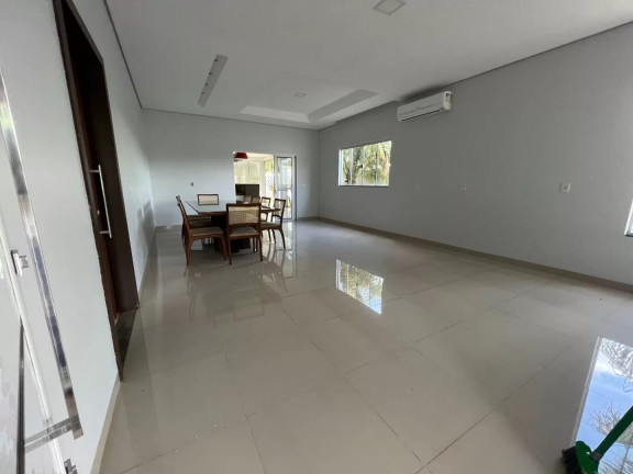 Imagem Casa com 3 Quartos à Venda, 238 m² em Setor Industrial - Sinop Imagem Casa com 3 Quartos à Venda, 238 m² em Setor Industrial - Sinop