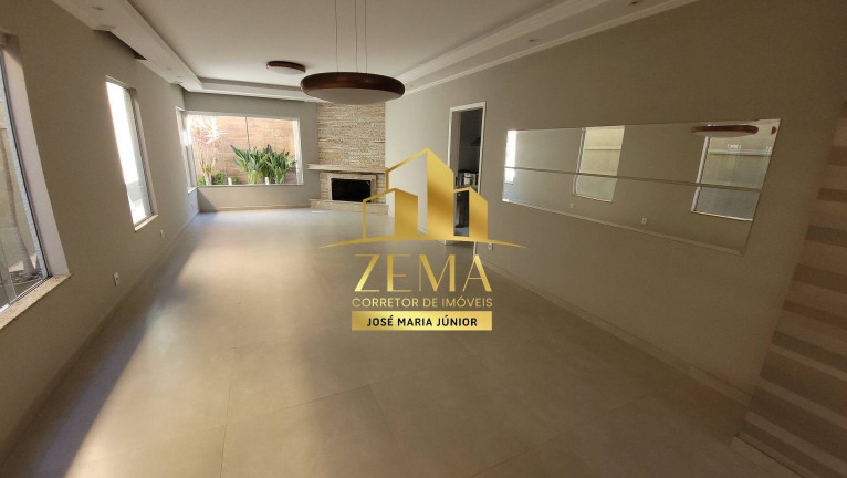 Imagem Casa com 4 Quartos à Venda, 275 m² em Vila Oliveira - Mogi Das Cruzes Imagem Casa com 4 Quartos à Venda, 275 m² em Vila Oliveira - Mogi Das Cruzes