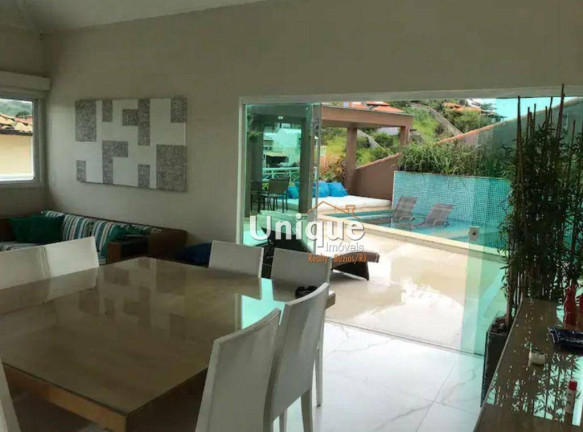 Imagem Casa com 5 Quartos à Venda, 300 m² em Geribá - Armação Dos Búzios Imagem Casa com 5 Quartos à Venda, 300 m² em Geribá - Armação Dos Búzios
