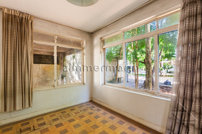 Imagem Casa com 4 Quartos à Venda, 520 m² em Alto De Pinheiros - São Paulo