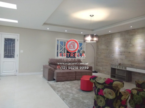 Imagem Casa com 4 Quartos à Venda, 650 m² em Jardim Santa Maria - Jacareí Imagem Casa com 4 Quartos à Venda, 650 m² em Jardim Santa Maria - Jacareí